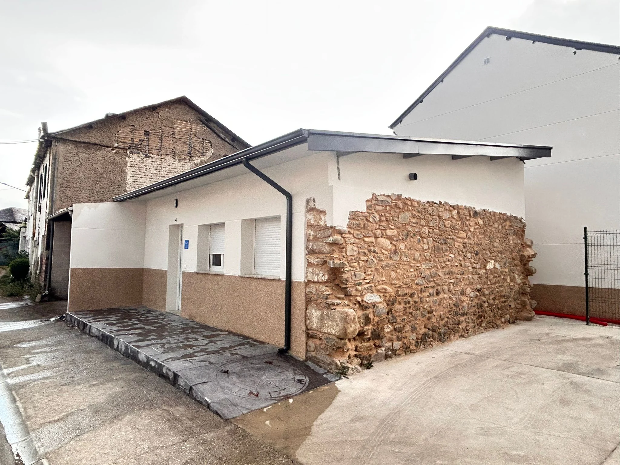 Casa pequeña · Casa Pequena Exterior 01